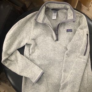 Patagonia 1/4 zip women’s size medium